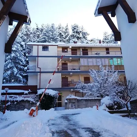 Comfortable In With Mountain View